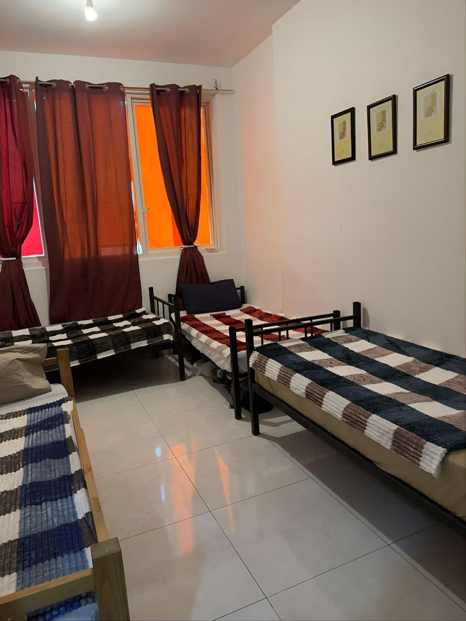 Corniche Street - For Males "Peaceful Bed Space" Abu Dhabi Luaran gambar