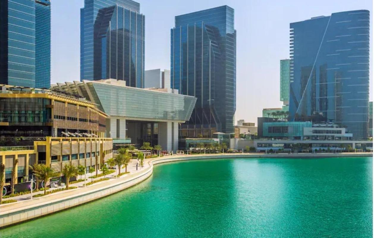 Corniche Street - For Males "Peaceful Bed Space" Abu Dhabi Luaran gambar
